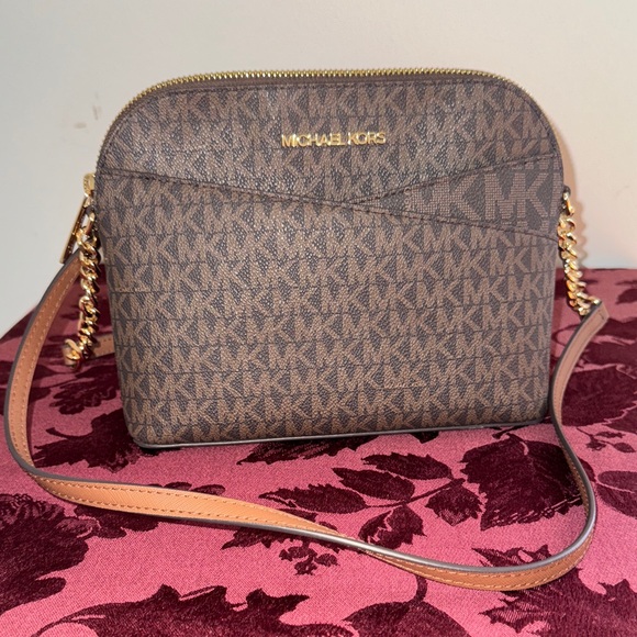 Michael Kors Handbags - Michael Kors Jet Set Dome Crossbody • MK Signature Brown